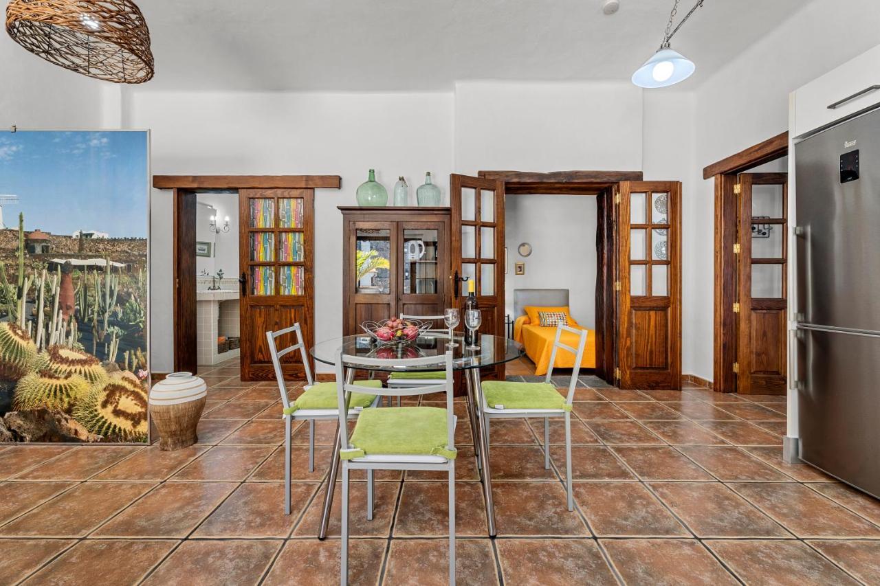 Apartamento Rural Los Roferos Guatiza Bagian luar foto